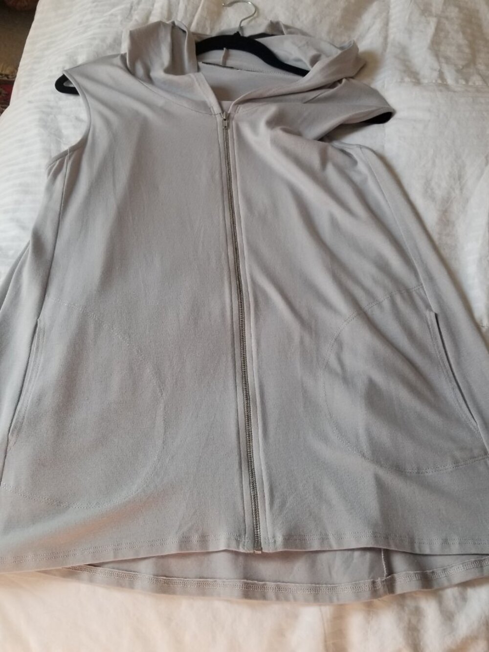 Chalet Et Ceci HOODED ZIPPER FRONT VEST DOVE GRAY M
